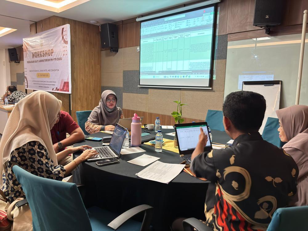 Pemanfaatan Alat Laboratorium PR-PTN 2024 (4)